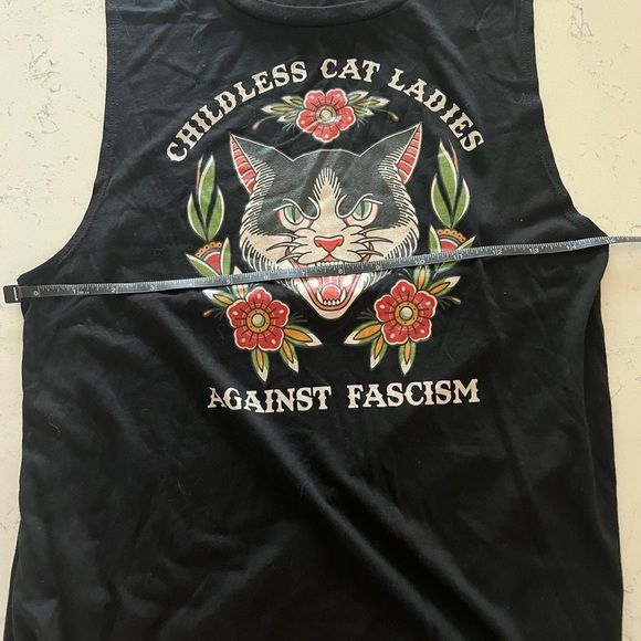 Childless Cat Ladies Against Fascism Black Cat Flower Graphic Tank Top Sz Medium - Picture 3 of 8
